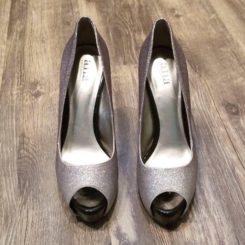 ANA Silver Heels